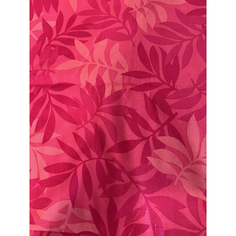 Bright Pink Tropical Quilter's Cotton Fabric 1.5 Yd 42" W Sewing Crafting